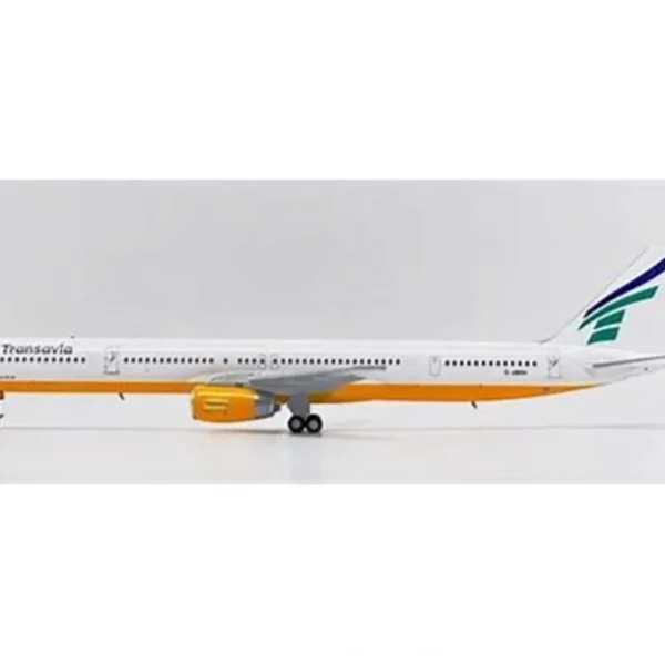 JC Wings XX20347 1:200 Transavia Boeing 757-300 D-ABOH - Miniature Marvels: Airplane Models & Painted Dice* Airplane Model