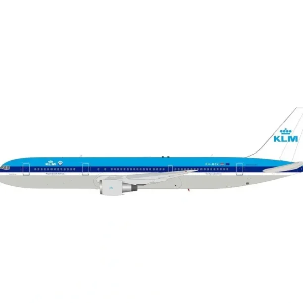 JFox 1:200 JF-767-3-012 KLM Boeing 767-300 - Miniature Marvels: Airplane Models & Painted Dice* Airplane Model