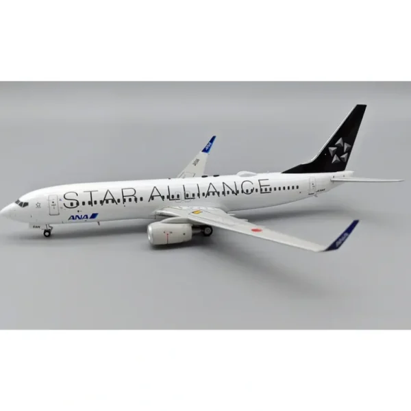 JFox JF-737-8-043 1:200 All Nippon Airways ANA 737-881 (WL) Star Alliance JA51AN - Miniature Marvels: Airplane Models & Painted Dice* Airplane Model