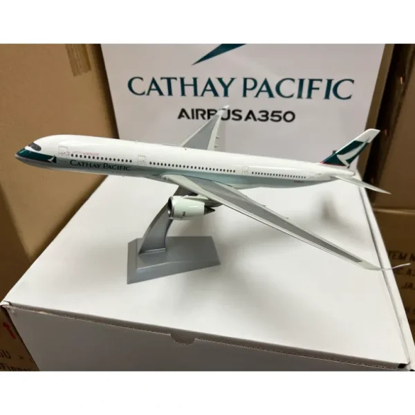 JFox JF-A350-002 1:200 Airbus A350-900 Cathay Pacific B-LRB (Flaps Up) - Miniature Marvels: Airplane Models & Painted Dice* Airplane Model