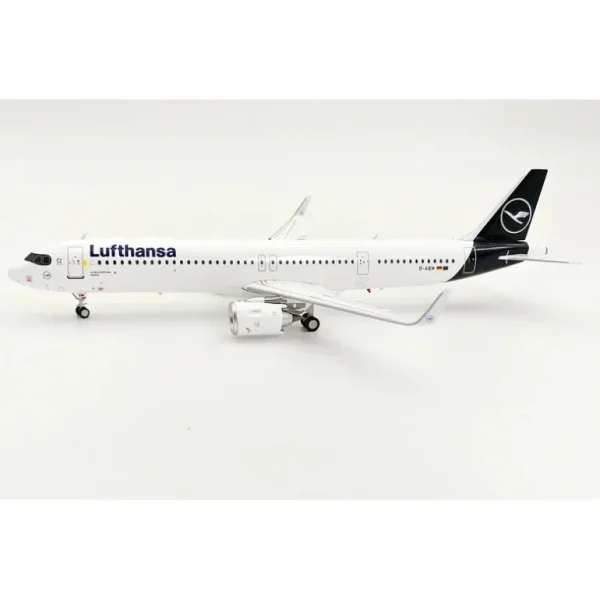 JFox JF-A321-037 1:200 A321-271NX Lufthansa D-AIEM - Miniature Marvels: Airplane Models & Painted Dice* Airplane Model