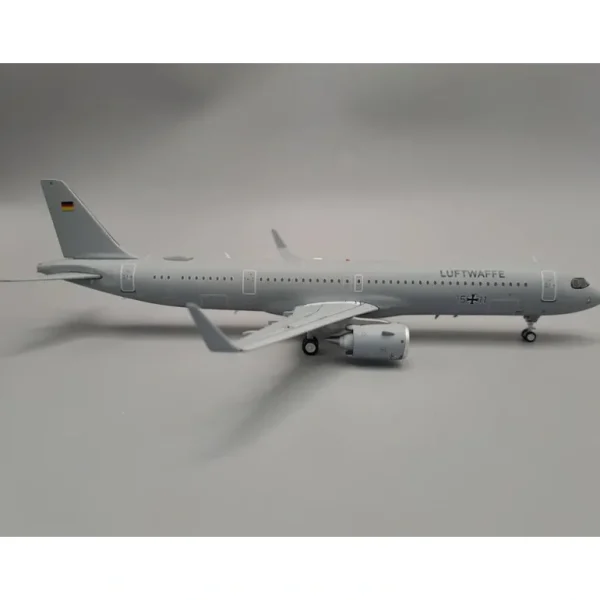 *JFox JF-A321-033 1:200 German Air Force Airbus A321-251NX - Miniature Marvels: Airplane Models & Painted Dice* Shop All