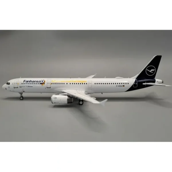 JFox JF-A321-024 1:200 Lufthansa Airbus A321-231 "Fanhansa Mannschaftsflieger" - Miniature Marvels: Airplane Models & Painted Dice* Airplane Model
