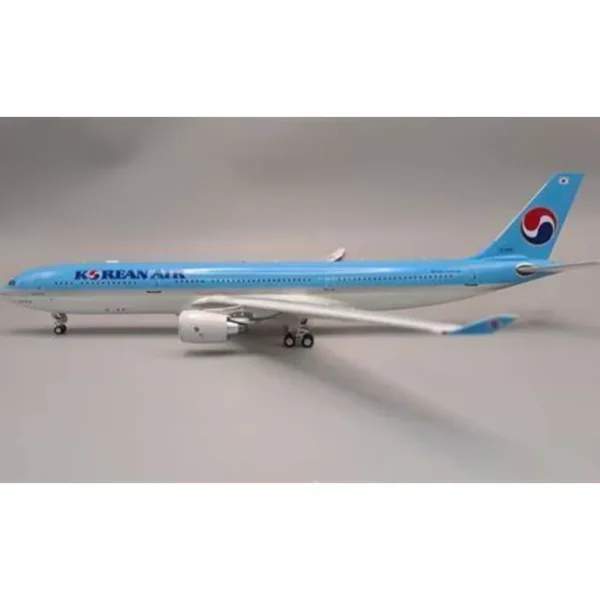 JFox JF-A330-3-008 Korean Air Airbus A330-323 HL8001 - Miniature Marvels: Airplane Models & Painted Dice* Airplane Model