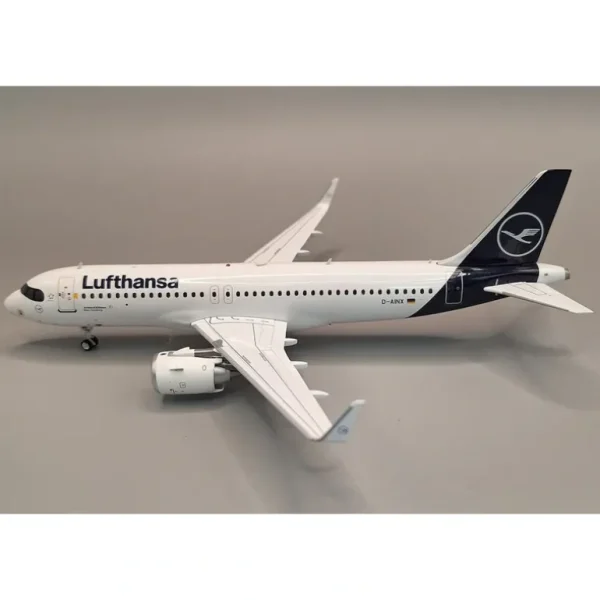 JFox JF-A320-049 Lufthansa A320-271 D-AINX - Miniature Marvels: Airplane Models & Painted Dice* Airplane Model