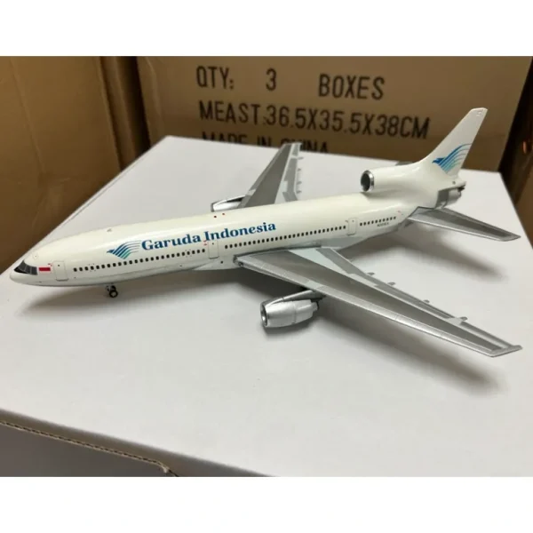 JFox JF-L1011-010 1:200 Garuda Indonesia L1011 N301EA - Miniature Marvels: Airplane Models & Painted Dice* Airplane Model