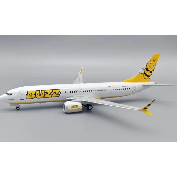 *JFox JF-737-8M-008 1:200 Buzz Boeing 737-8 Max SP-RZG - Miniature Marvels: Airplane Models & Painted Dice* Airplane Model