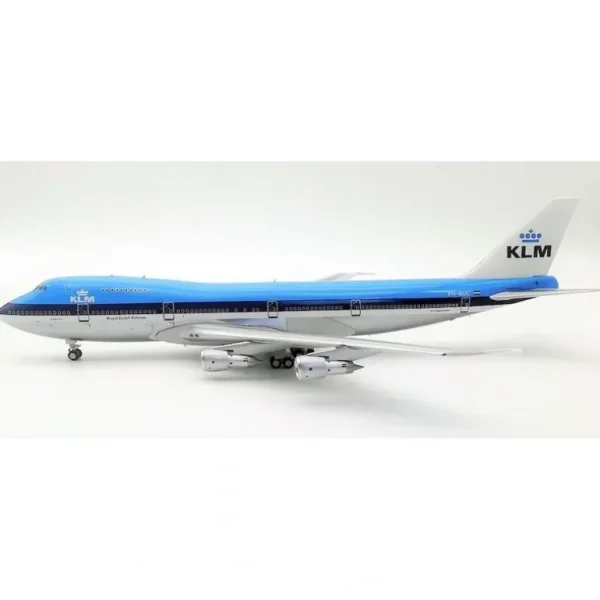 *JFox JF-747-2-037P 1:200 KLM Boeing 747-206B PH-BUC - Miniature Marvels: Airplane Models & Painted Dice* Airplane Model