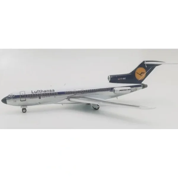 JFox JF-727-1-004P 1:200 Lufthansa Boeing 727-30C - Miniature Marvels: Airplane Models & Painted Dice* Airplane Model