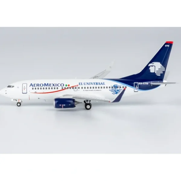 NG 77029 1:400 AeroMexico Boeing 737-700 XA-CTG - Miniature Marvels: Airplane Models & Painted Dice* Airplane Model