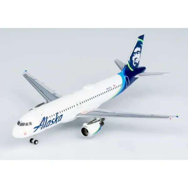 NG 15017 1:400 Alaska Airlines Airbus A320-200 N642VA - Miniature Marvels: Airplane Models & Painted Dice* Airplane Model