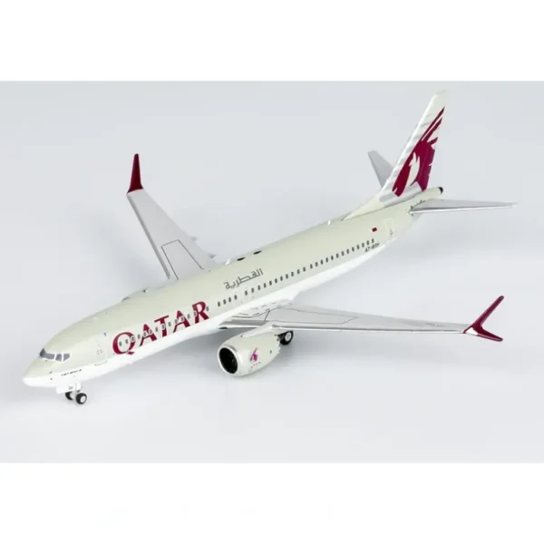 NG 88018 1:400 Qatar Airways Boeing 737 MAX 8 A7-BSH - Miniature Marvels: Airplane Models & Painted Dice* Airplane Model