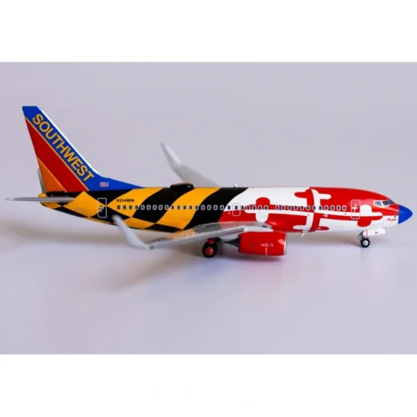 NG Models 1:400 77008 Southwest Boeing 737-700 - Miniature Marvels: Airplane Models & Painted Dice* Airplane Model