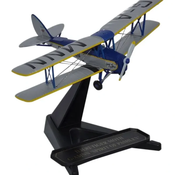 Oxford 72TM007 de Havilland Tiger Moth G-AMNN Spirit of Pashley - Miniature Marvels: Airplane Models & Painted Dice* Airplane Model