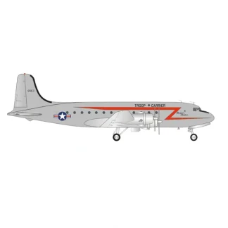 Pre-Order Herpa Wings 573177 1:200 USAF C-54 Skymaster Douglas Rosienbomber 44-9063 - Miniature Marvels: Airplane Models & Painted Dice* Airplane Model
