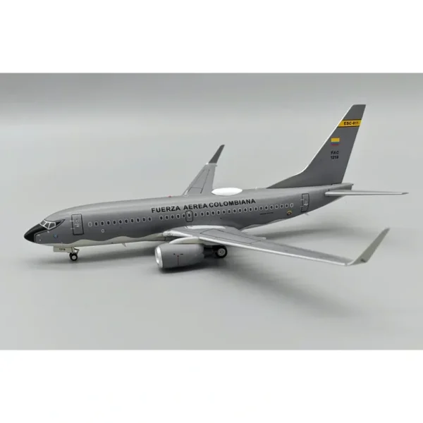 Pre-Order Inflight IF737COL1219 1:200 Colombia Air Force Boeing 737-732 FAC1219 - Miniature Marvels: Airplane Models & Painted Dice* Airplane Model