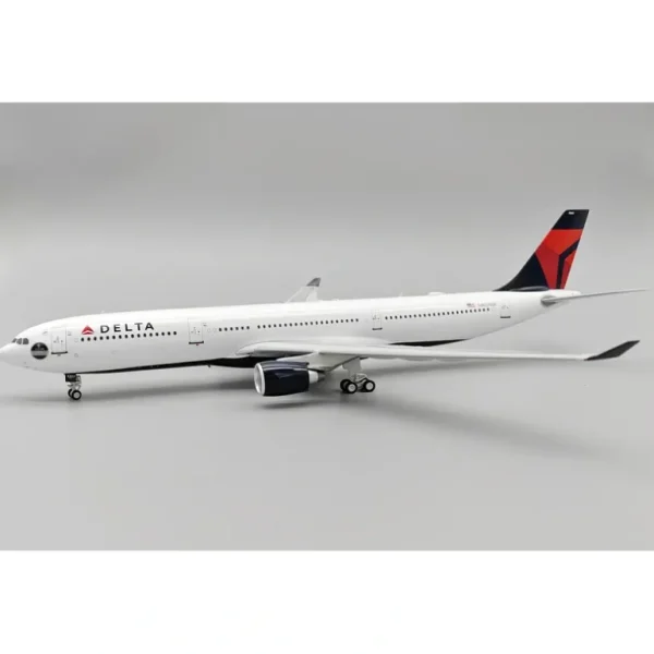 Pre-Order Inflight IF333DL0924 1:200 Delta Air Lines Airbus A330-323 N802NW - Miniature Marvels: Airplane Models & Painted Dice* Airplane Model