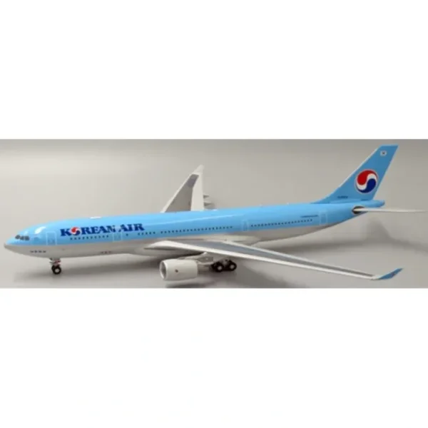 Pre-Order JC Wings EW2332002 1:200 Korean Air Airbus A330-200 Reg: HL8228 - Miniature Marvels: Airplane Models & Painted Dice* Airplane Model