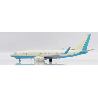 Pre-Order JC Wings EW2737009A 1:200 Korean Air B737-700 BBJ HL8222 (Flaps Down) - Miniature Marvels: Airplane Models & Painted Dice* Airplane Model