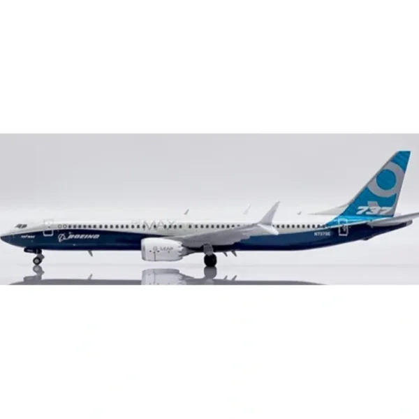 Cheap Pre-Order JC Wings LH4291 1:400 Boeing House Color 737 MAX 9 N7379E - Miniature Marvels: Airplane Models & Painted Dice Airplane Model