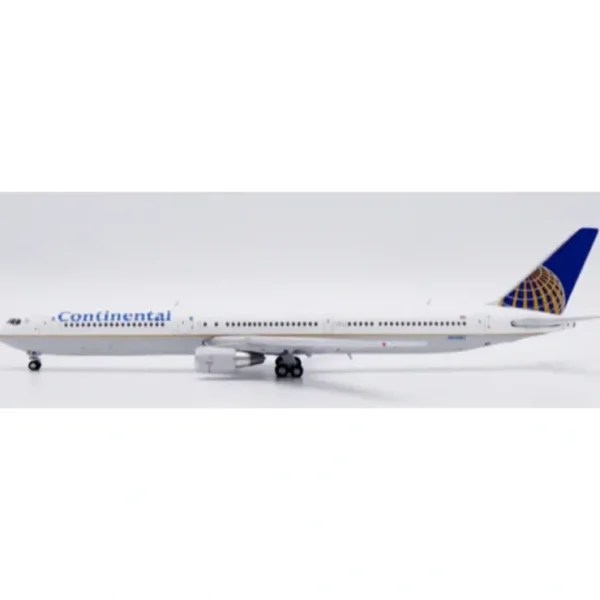 Fashion Pre-Order JC Wings LH4370 1:400 Continental Airlines Boeing 767-400ER Reg: N66051 - Miniature Marvels: Airplane Models & Painted Dice Airplane Model