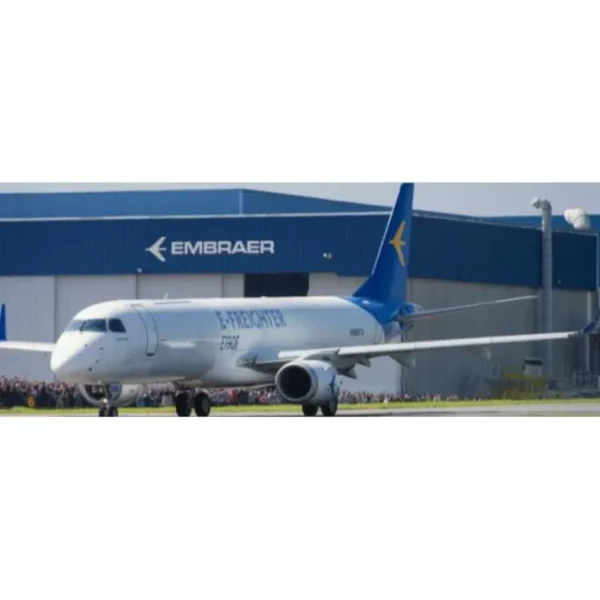 Discount Pre-Order JC Wings LH2469 1:200 Embraer House Color E190F "E-Freighter" N986TA - Miniature Marvels: Airplane Models & Painted Dice Airplane Model