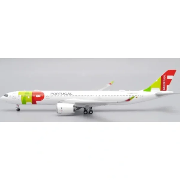 Hot Pre-Order JC Wings LH4TAP203 1:400 TAP Air Portugal A330-900neo CS-TUG - Miniature Marvels: Airplane Models & Painted Dice Airplane Model