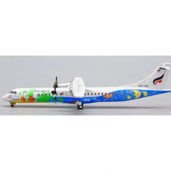 Sale Pre-Order JC Wings XX4880 1:400 Bangkok Airways ATR72-500 Reg: HS-PGG - Miniature Marvels: Airplane Models & Painted Dice Airplane Model