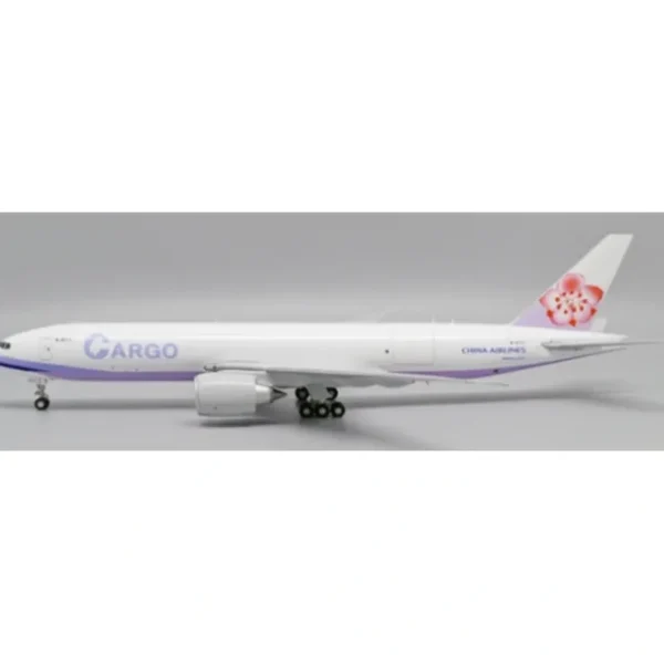 Shop Pre-Order JC Wings XX20101 1:200 China Airlines Cargo Boeing 777F Reg: B-18771 - Miniature Marvels: Airplane Models & Painted Dice Airplane Model