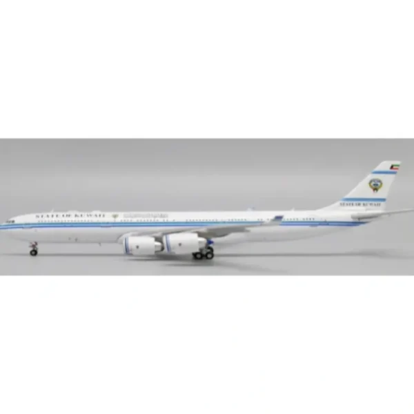 Outlet Pre-Order JC Wings XX40121 1:400 Condor Airbus A321 "Condor Island" D-AIAC - Miniature Marvels: Airplane Models & Painted Dice Airplane Model