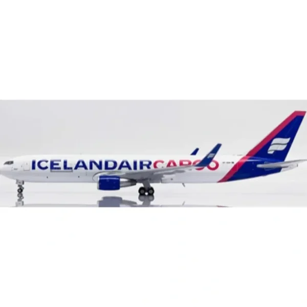 Clearance Pre-Order JC Wings XX40176 1:400 Icelandair Cargo Boeing 767-300ER(BCF) TF-ISH - Miniature Marvels: Airplane Models & Painted Dice Airplane Model