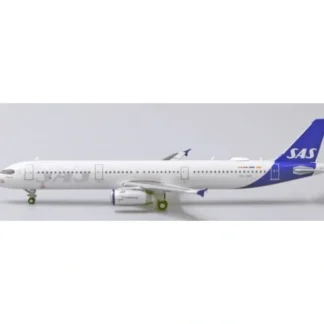 Fashion Pre-Order JC Wings XX4257 1:400 SAS Scandinavian Airlines Airbus A321 "NC" Reg: OY-KBH - Miniature Marvels: Airplane Models & Painted Dice Airplane Model