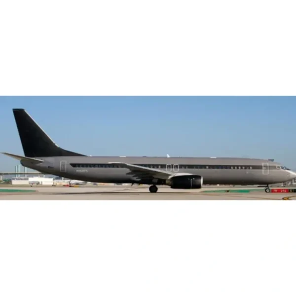 Clearance Pre-Order JC Wings XX40316 1:400 SpaceX Boeing 737-800 Reg: N154TS - Miniature Marvels: Airplane Models & Painted Dice Airplane Model