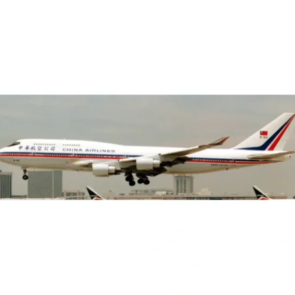 Shop Pre-Order JC Wings XX20533A 1:200 China Airlines Boeing 747-400 "OC" Reg: B-162 "Flaps Down" - Miniature Marvels: Airplane Models & Painted Dice Airplane Model