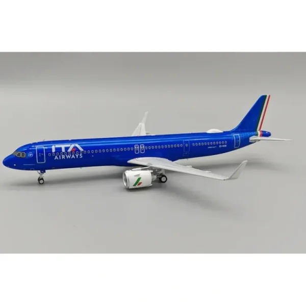 Shop Pre-Order JFox JF-A321-045 1:200 A321-271NX ITA Airways EI-HXB - Miniature Marvels: Airplane Models & Painted Dice Airplane Model