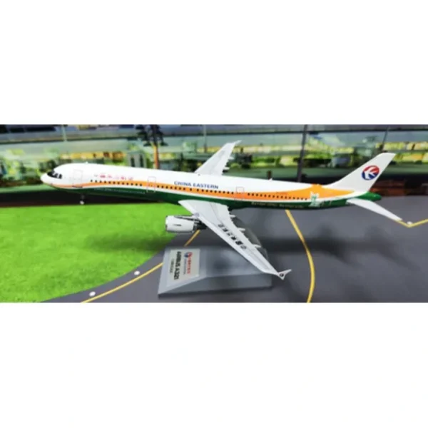 Cheap Pre-Order KJ Models KJ-A321-125 1:200 B-2290 China Eastern Airlines Airbus A321-211 - Miniature Marvels: Airplane Models & Painted Dice Airplane Model