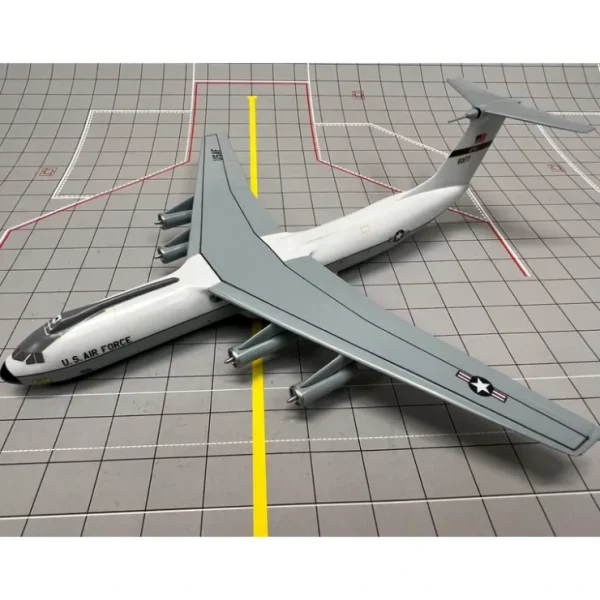 Fashion Pre-Order Sky Classics 1:200 C-141B Hanoi Taxi, Wright Patterson AFB 2006 USAF - Miniature Marvels: Airplane Models & Painted Dice Airplane Model