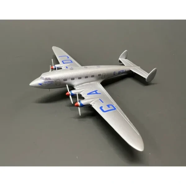 Cheap SC2DH9102 Sky Classics 1:200 De Havilland DH.91 Albatross G-AFOJ Falcon Imperial Airways 1939 - Miniature Marvels: Airplane Models & Painted Dice Airplane Model