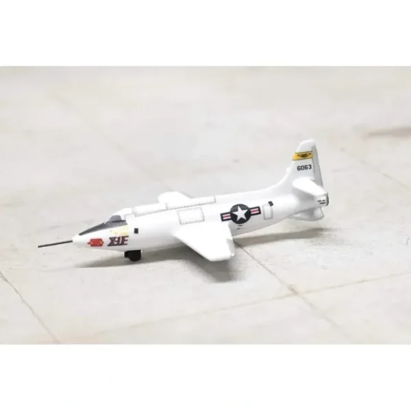 New Sky Classics 1:200 Bell X-1E 46064 NASA Armstrong Flight Research Center - Miniature Marvels: Airplane Models & Painted Dice Airplane Model