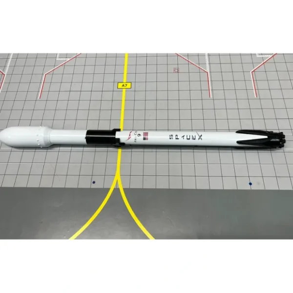 Flash Sale Sky Classics 1:200 SpaceX Falcon 9 Launch Configuration - Miniature Marvels: Airplane Models & Painted Dice Airplane Model