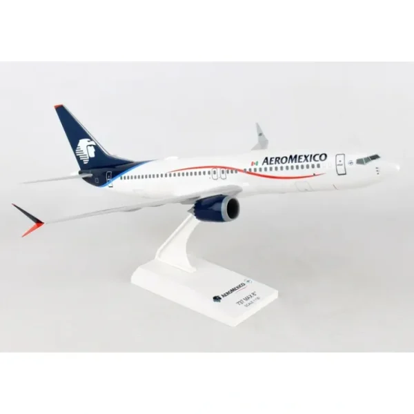 Online SkyMarks 1:130 Aeromexico Boeing 737 Max 8 SKR958 - Miniature Marvels: Airplane Models & Painted Dice Airplane Model