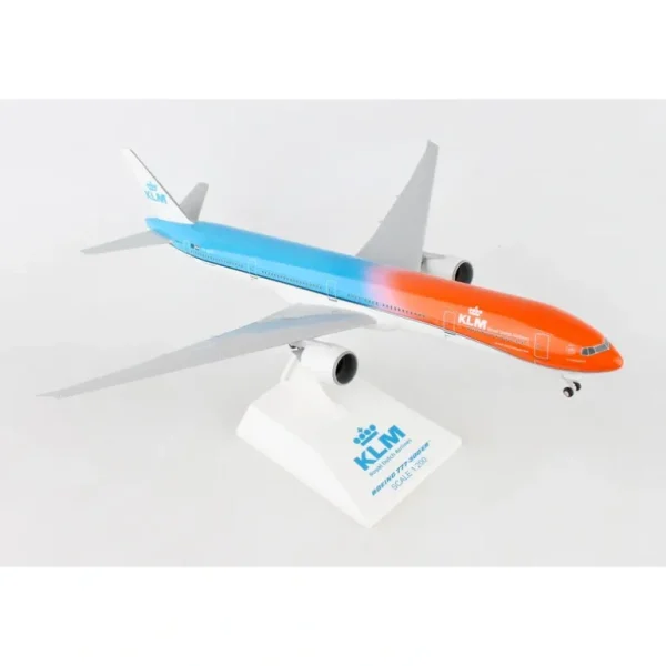 SkyMarks 1:200 KLM Boeing 777-300 PH-BVA "Orange Pride" SKR972 - Miniature Marvels: Airplane Models & Painted Dice* Airplane Model