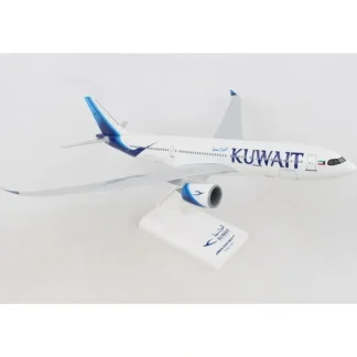 Best SkyMarks 1:200 Kuwait Airbus A330-800 SKR1018 - Miniature Marvels: Airplane Models & Painted Dice Airplane Model
