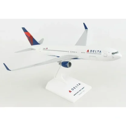 Flash Sale Skymarks SKR330 1:150 Delta Boeing 767-300 - Miniature Marvels: Airplane Models & Painted Dice Airplane Model