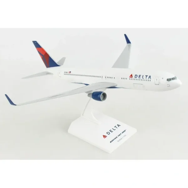 Flash Sale Skymarks SKR330 1:150 Delta Boeing 767-300 - Miniature Marvels: Airplane Models & Painted Dice Airplane Model