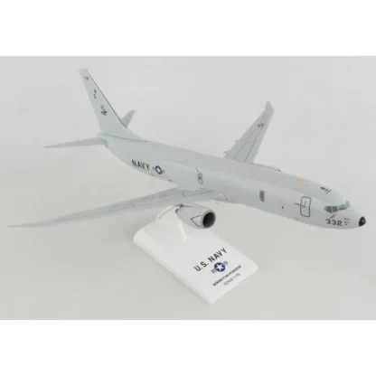 Fashion SkyMarks SKR1119 1:130 P8 USA Navy SKR1119 - Miniature Marvels: Airplane Models & Painted Dice Airplane Model