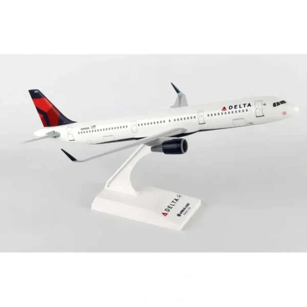 Store SKYMARKS SKR878 DELTA A321 1/150 - Miniature Marvels: Airplane Models & Painted Dice Airplane Model