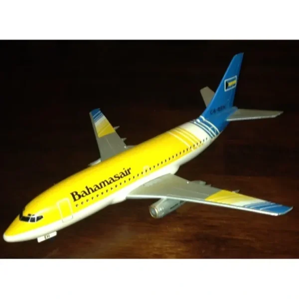 Hot SMA/Aero Classics 1:400 Bahamas Air Boeing 737-200 C6-BNH - Miniature Marvels: Airplane Models & Painted Dice Airplane Model