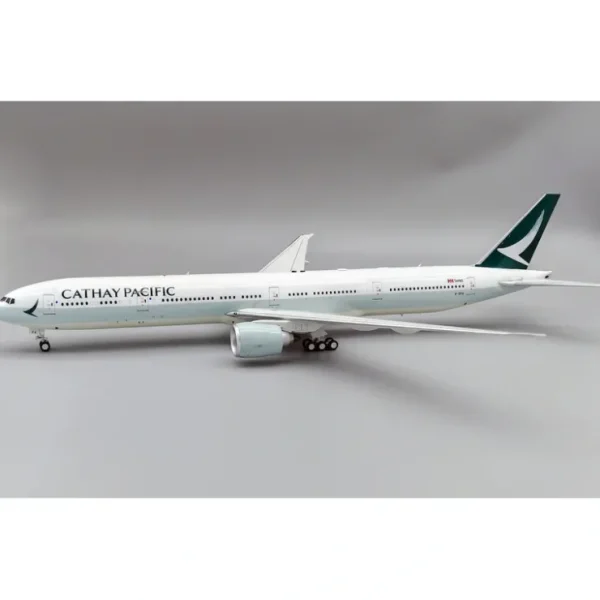 Fashion WB Models WB-777-3-014 1:200 Cathay Pacific Boeing 777-300ER B-KPA - Miniature Marvels: Airplane Models & Painted Dice Airplane Model