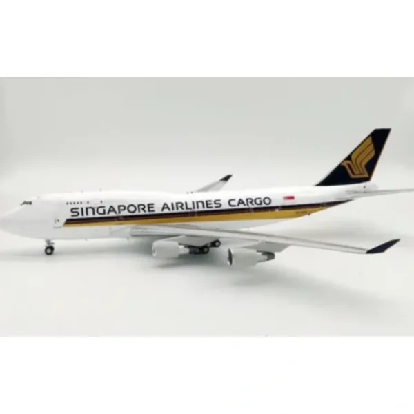 Outlet WB Models WB-747-4-062 1:200 Singapore Airlines Cargo Boeing 747-400 9V-SCA - Miniature Marvels: Airplane Models & Painted Dice Airplane Model